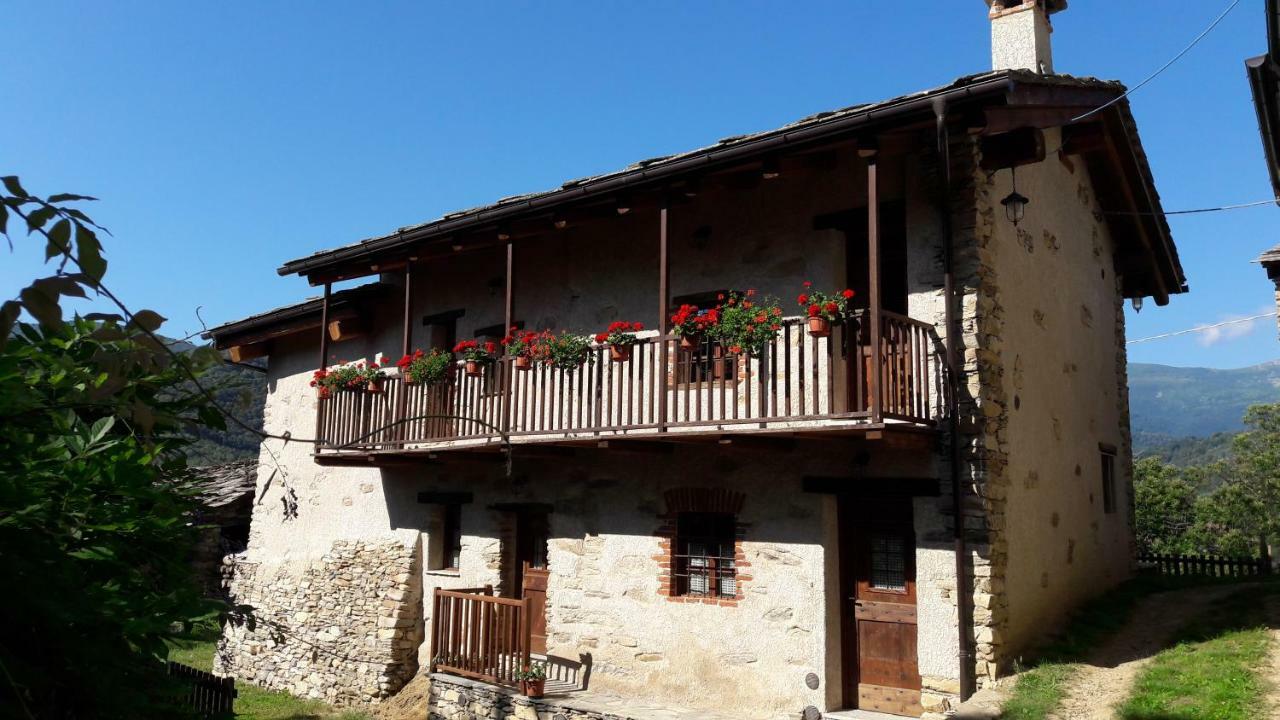La Baita Nel Bosco Brossasco Exterior photo